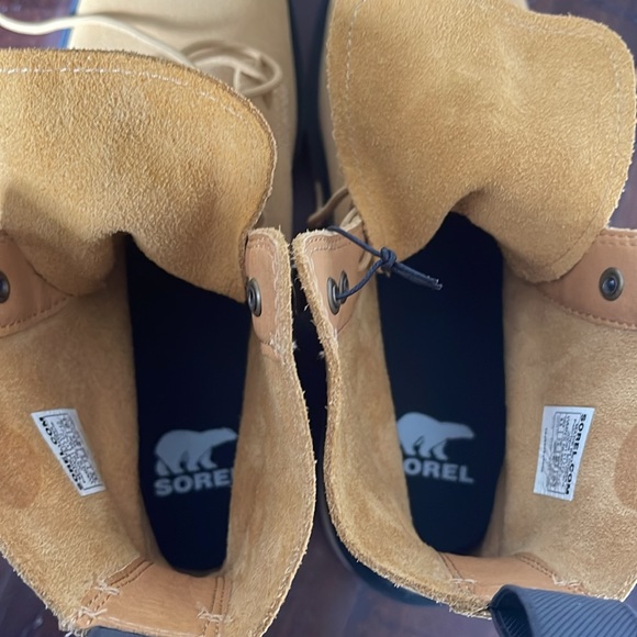 SOREL NWT Waterproof suede winter boots - Picture 8 of 10